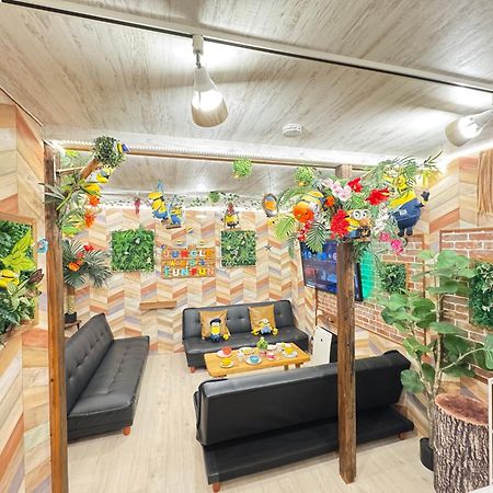 New Open Hotel Jungle Fun Fun J5 Coin Parking 500Yen For 24Hours Usj10 Minutes 오사카 외부 사진